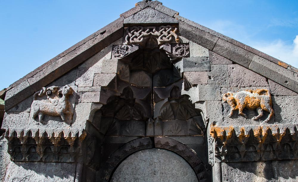 ��������� ������ - ��� � �����-�� �������������� �������� - ������������ (Orbelian Caravanserai)