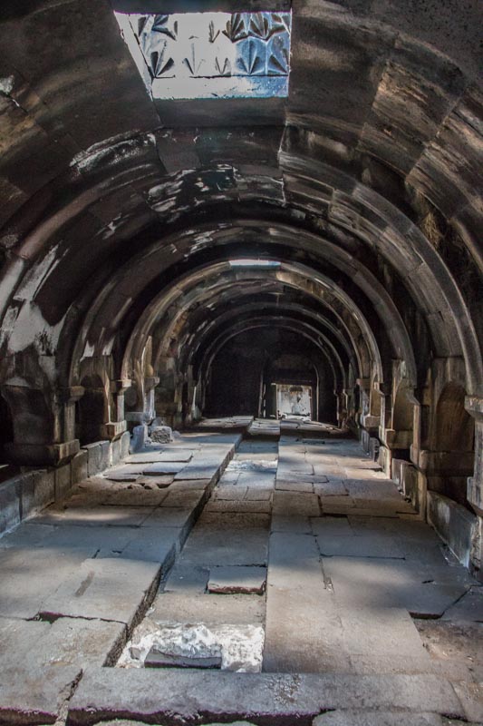 ������ ������������ - ������������ (Orbelian Caravanserai)