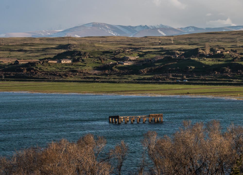 ����������� ����� - �������� ��������� (Hayravank Monastery)