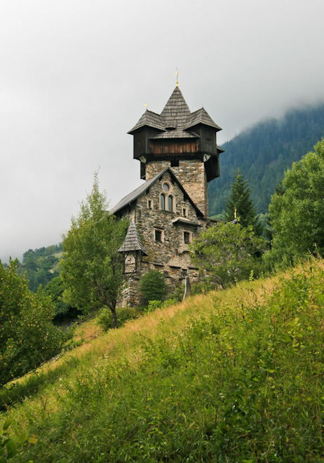 ����� - ����� ������������ (Burg Niederfalkenstein)