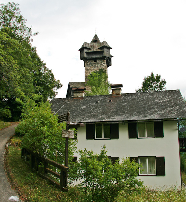 ����������� ������� � ����� - ����� ������������ (Burg Niederfalkenstein)