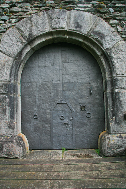 �������� ������ - ����� ������������ (Burg Niederfalkenstein)