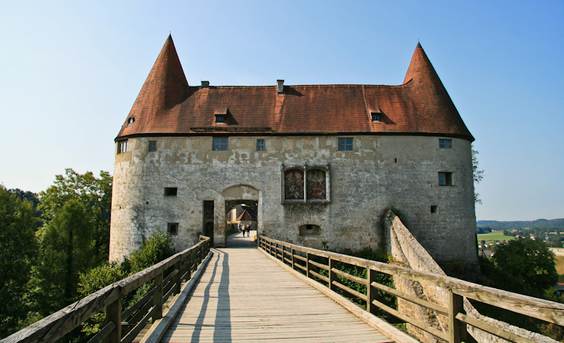 �������� Burg - ���������� (Burghausen)