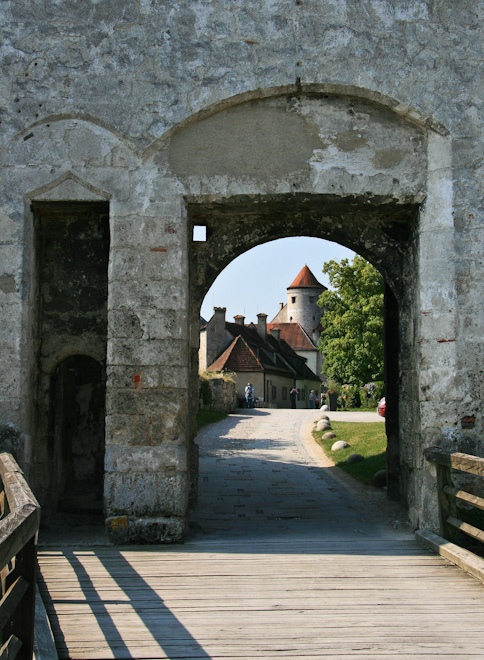 �������� Burg - ���������� (Burghausen)