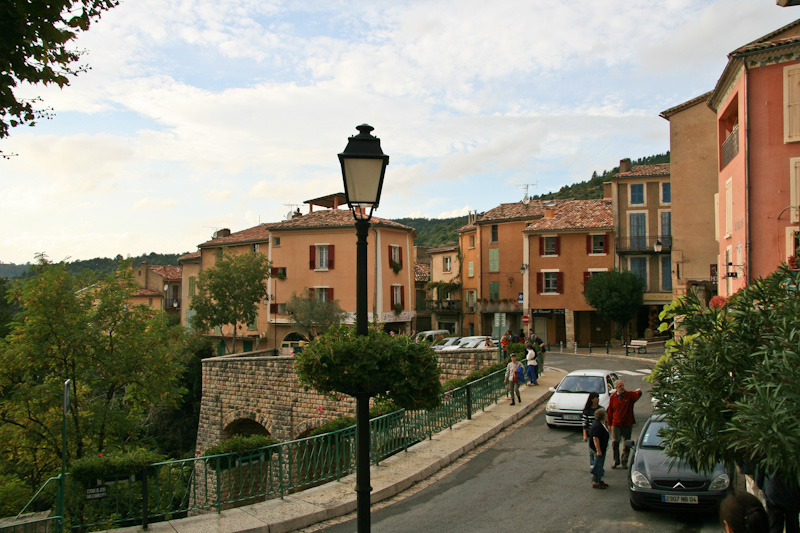 ���� ����� ��������� - ������-���-���� (Moustiers-Sainte-Marie)