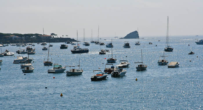 ������� (Cadaques)
