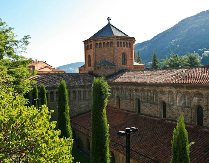 ������ (Ripoll) - ��������� �����-�����