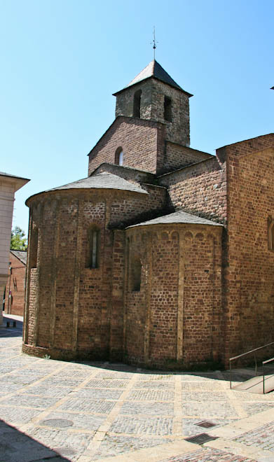 �� ��� Ē������ (La Seu d'Urgell)