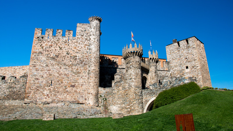 ����� ��������� � ���������� - ������������� ����� (Castillo de los Templarios)